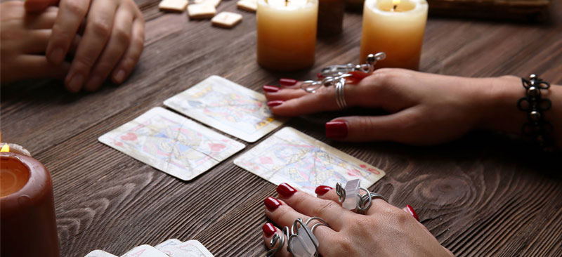 Tarot Card Reader in Mumbai